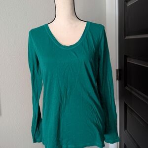 Women's Green Long Sleeve Top